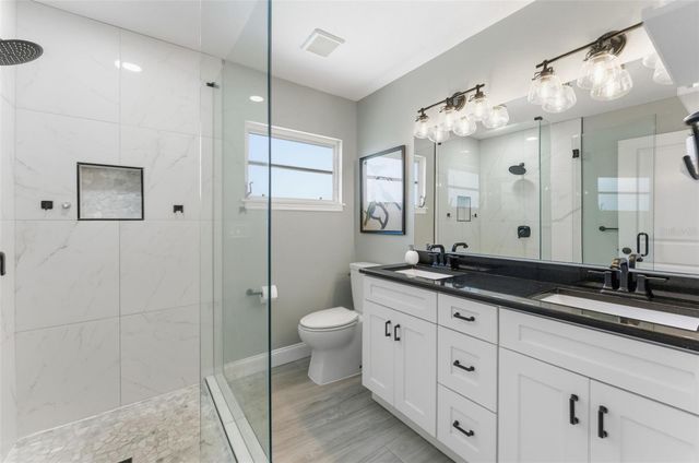 2701 67TH WAY N, St Petersburg, FL 33710