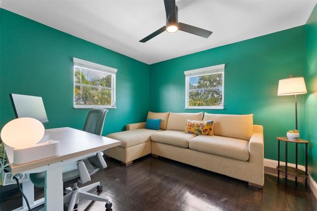 2701 67TH WAY N, St Petersburg, FL 33710