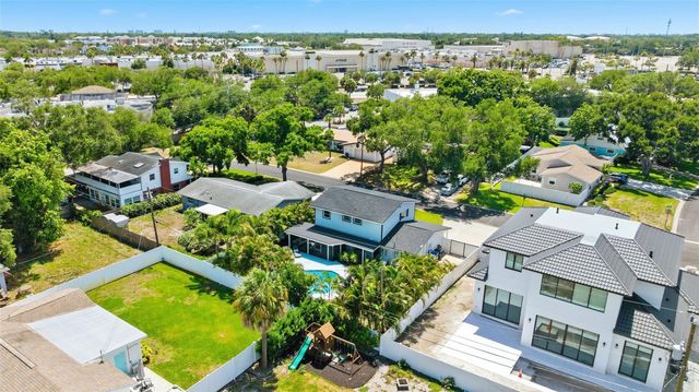 2701 67TH WAY N, St Petersburg, FL 33710