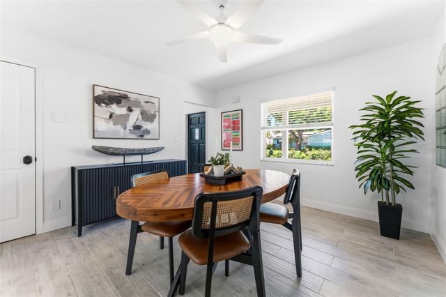 2701 67TH WAY N, St Petersburg, FL 33710