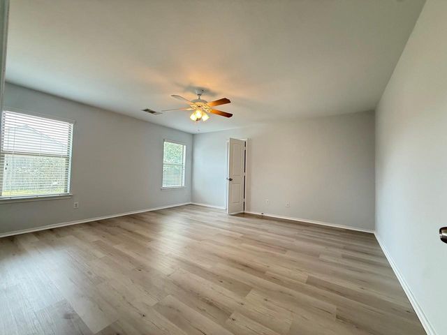 7207 Alava Drive, Magnolia, TX 77354