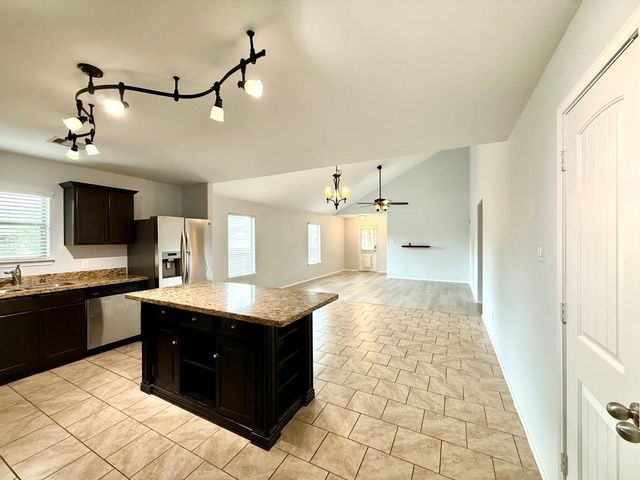 7207 Alava Drive, Magnolia, TX 77354