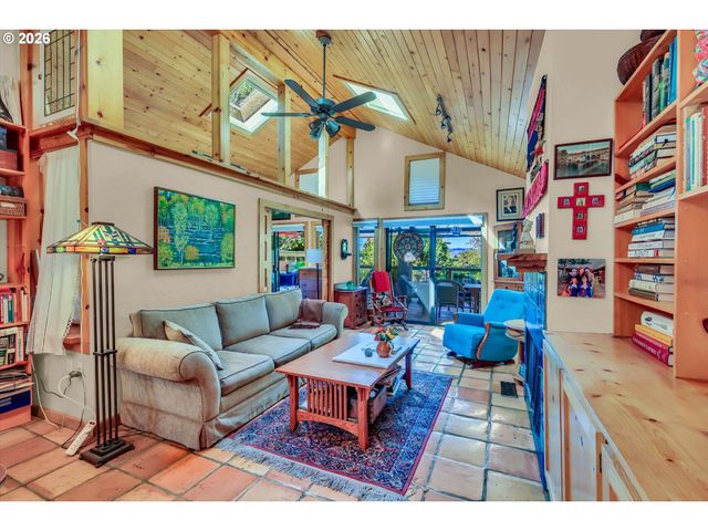 5523 Se 40TH Ave, Portland, OR 97202
