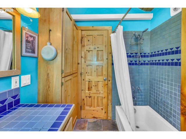 5523 Se 40TH Ave, Portland, OR 97202