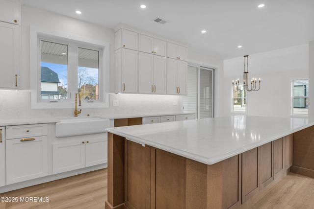 117 E Lacey Road, Forked River, NJ 08731