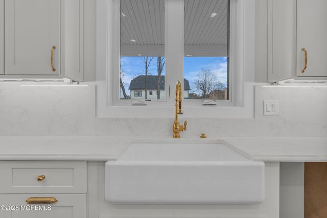 117 E Lacey Road, Forked River, NJ 08731