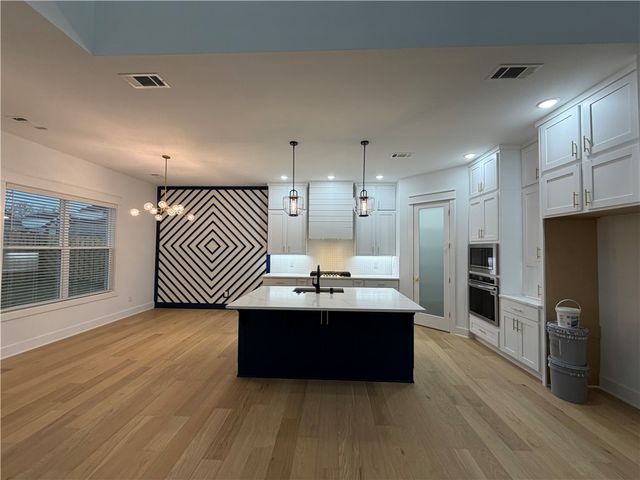 541 Bose Avenue, Centerton, AR 72719