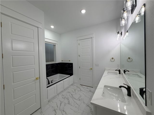 541 Bose Avenue, Centerton, AR 72719