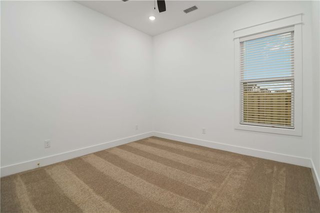 541 Bose Avenue, Centerton, AR 72719