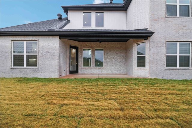 541 Bose Avenue, Centerton, AR 72719