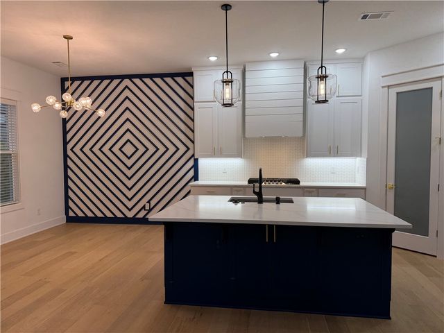 541 Bose Avenue, Centerton, AR 72719