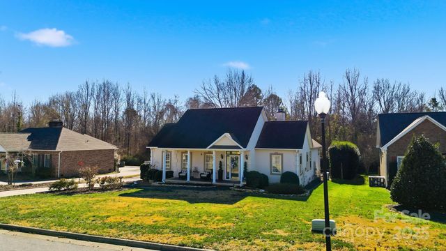 302 Alison Lane, Archdale, NC 27263
