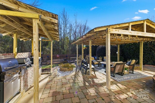 302 Alison Lane, Archdale, NC 27263