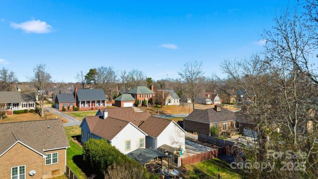 302 Alison Lane, Archdale, NC 27263