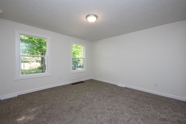 6027 Superior Street, Coloma, MI 49038