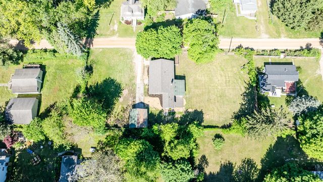 6027 Superior Street, Coloma, MI 49038