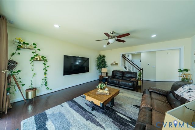 5409 Hickory Ann Dr, Glen Allen, VA 23059