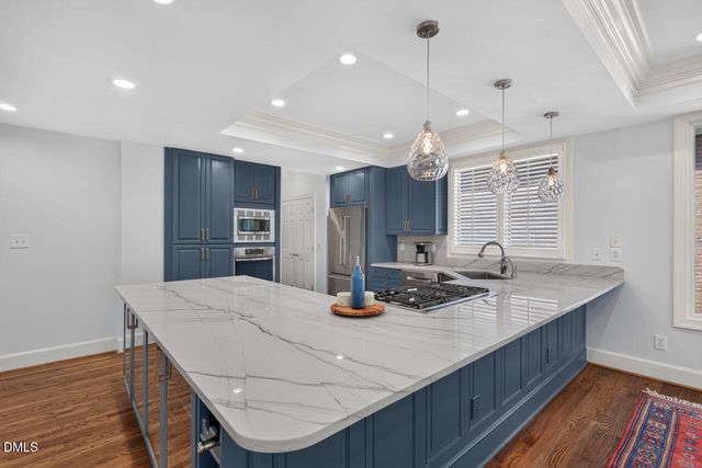 60126 Davie, Chapel Hill, NC 27517