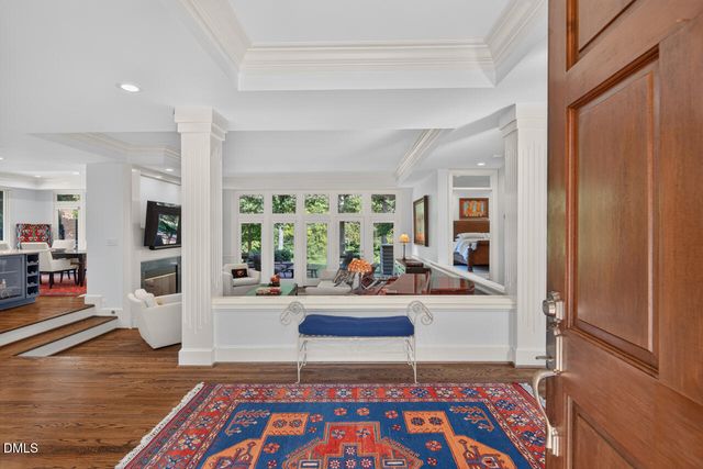 60126 Davie, Chapel Hill, NC 27517