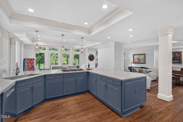 60126 Davie, Chapel Hill, NC 27517