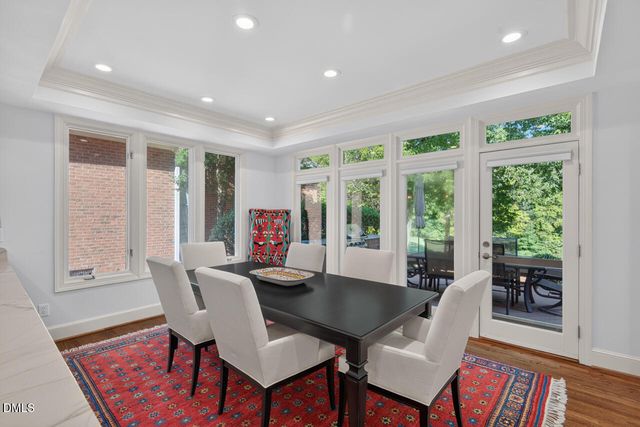 60126 Davie, Chapel Hill, NC 27517