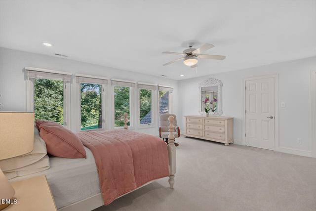 60126 Davie, Chapel Hill, NC 27517
