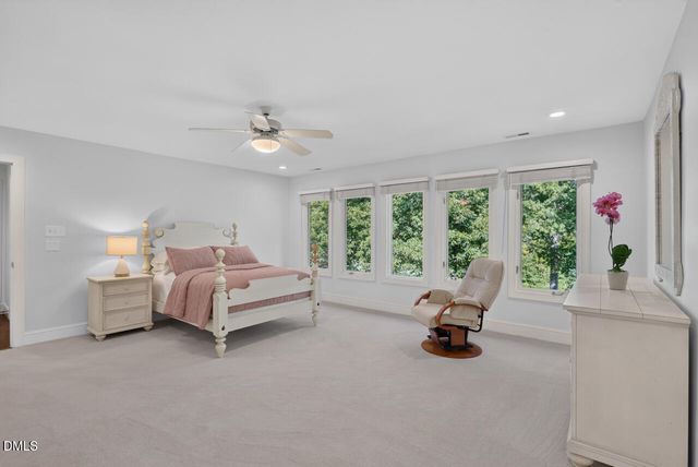 60126 Davie, Chapel Hill, NC 27517