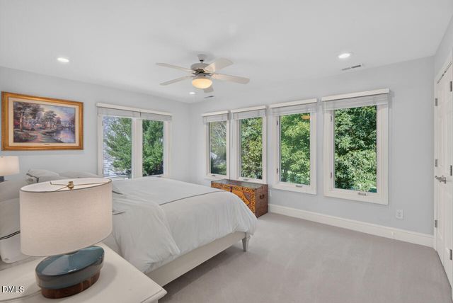 60126 Davie, Chapel Hill, NC 27517