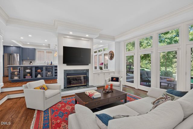 60126 Davie, Chapel Hill, NC 27517