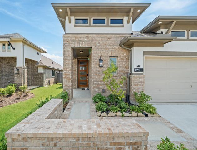 12919 California Palm Court, Cypress, TX 77433