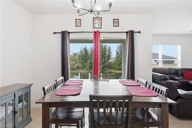 2006 15th AVE, Cape Coral, FL 33991