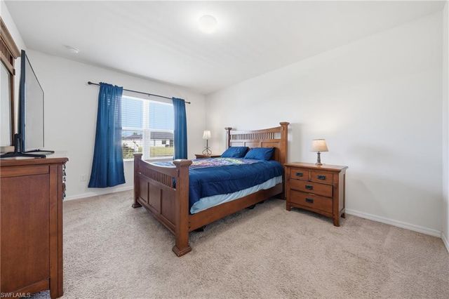 2006 15th AVE, Cape Coral, FL 33991