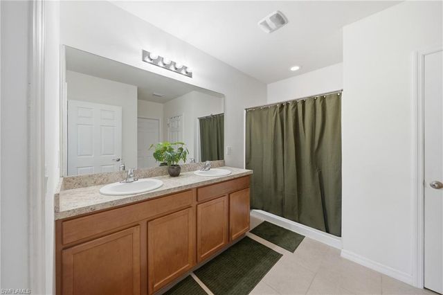 2006 15th AVE, Cape Coral, FL 33991