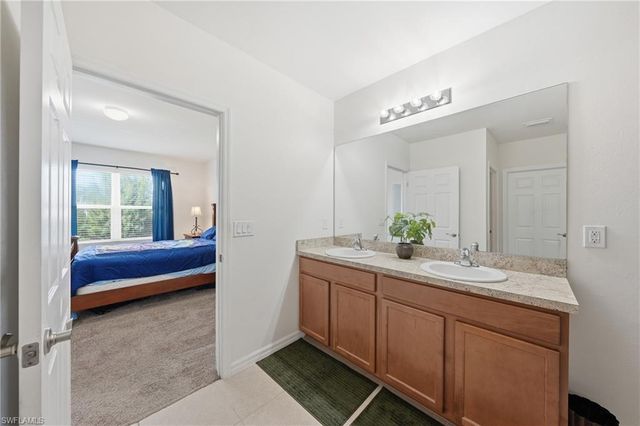 2006 15th AVE, Cape Coral, FL 33991