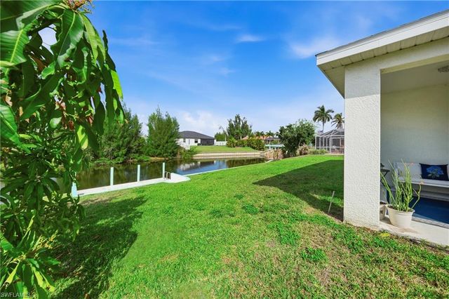 2006 15th AVE, Cape Coral, FL 33991