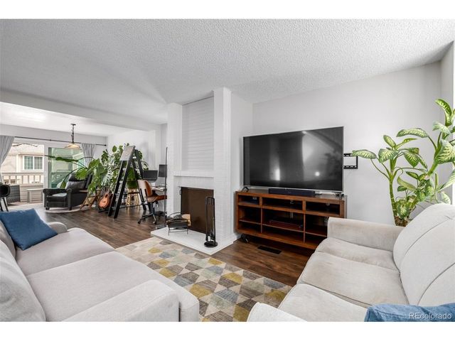 11143 W 17th Ave 102, Lakewood, CO 80215