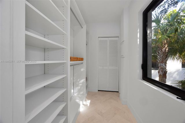 3700 Hibiscus St, Miami, FL 33133