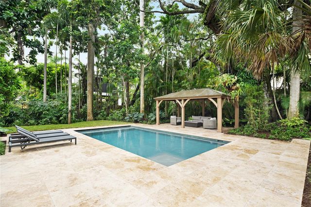 3700 Hibiscus St, Miami, FL 33133