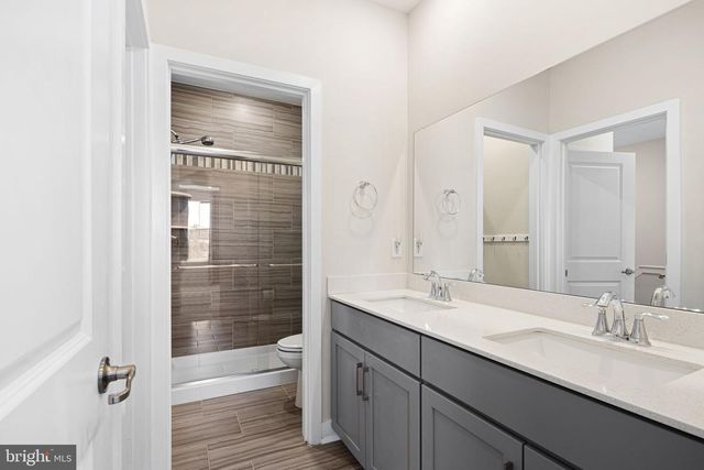 369 FOUNDRY ST, Phoenixville, PA 19460