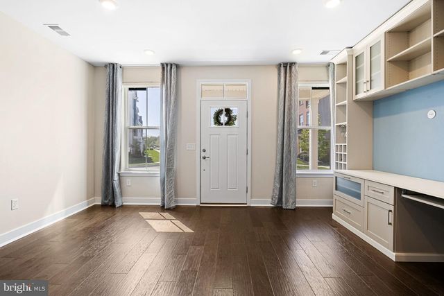 369 FOUNDRY ST, Phoenixville, PA 19460