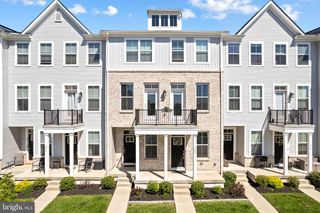 369 FOUNDRY ST, Phoenixville, PA 19460
