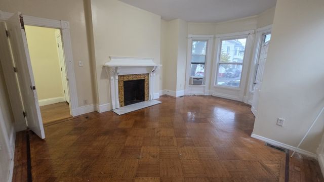 26 Beacon Hill Ave 1, Lynn, MA 01902