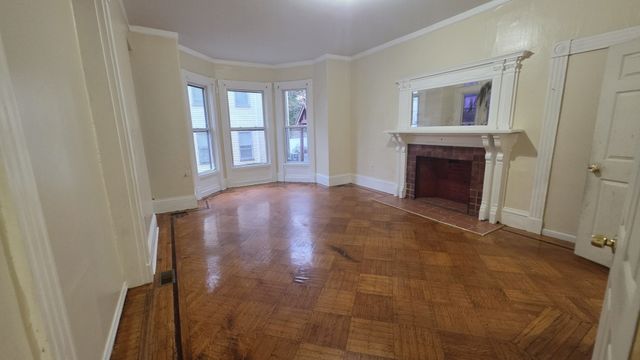 26 Beacon Hill Ave 1, Lynn, MA 01902