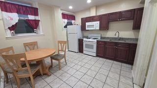 26 Beacon Hill Ave 1, Lynn, MA 01902