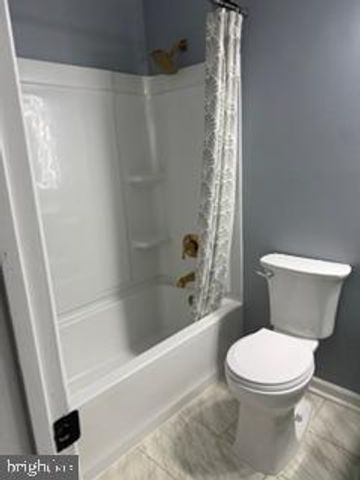 79 E EDIN SHIRE RD RD NE, Sicklerville, NJ 08081