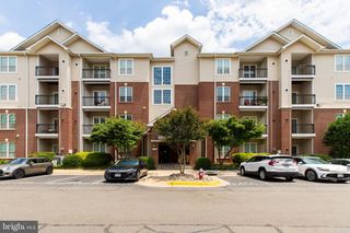 1571 SPRING GATE DR #6106, Mclean, VA 22102
