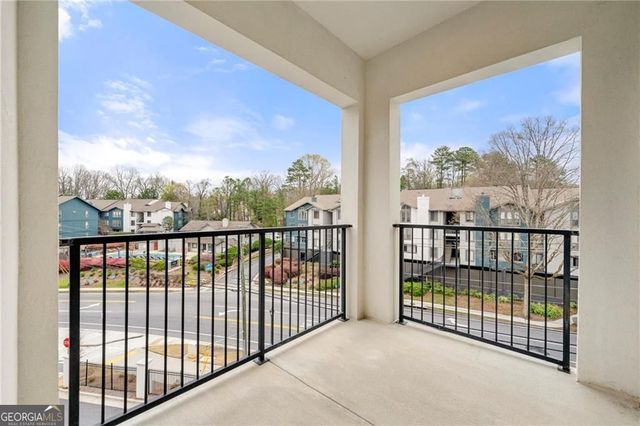 6890 Peachtree Dunwoody Road 301, Sandy Springs, GA 30328