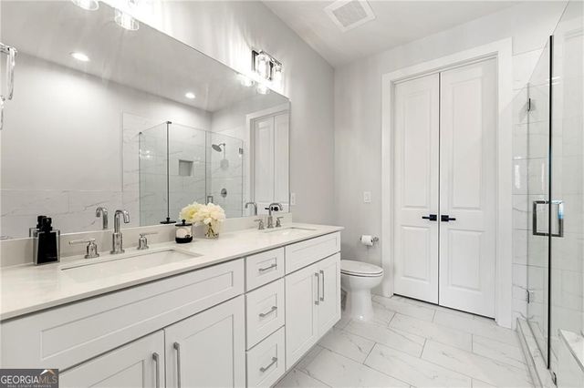 6890 Peachtree Dunwoody Road 301, Sandy Springs, GA 30328