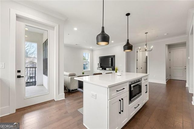6890 Peachtree Dunwoody Road 301, Sandy Springs, GA 30328
