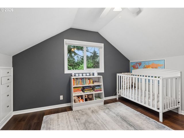 7010 Sw 35TH Ave, Portland, OR 97219